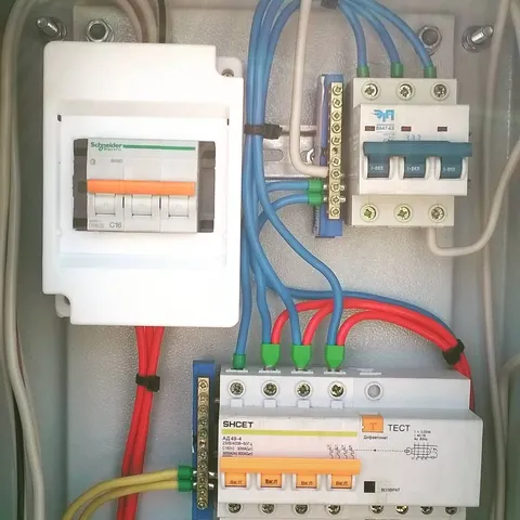 Электрик в Ганино, Пушное, Цвелодубово и Овсяное в Ленинградской области
